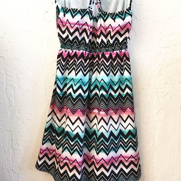 Strappy Chevron Sundress. Mid length dress - Picture 2 of 5
